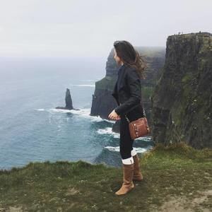 Meet your Posher, Abby